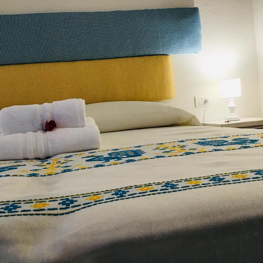 L'Asfodelo Bed and Breakfast La Maddalena  Exteriör bild