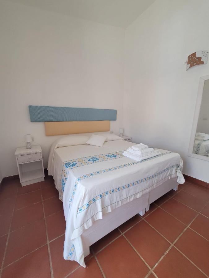 L'Asfodelo Bed and Breakfast La Maddalena  Exteriör bild